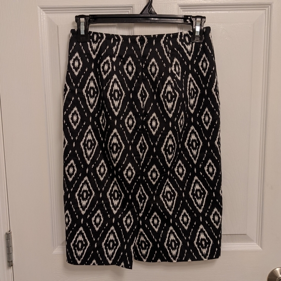 Jacob Pencil Skirt - Picture 3 of 5